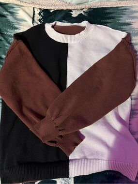 Colorblock Crewneck Sweater - Brown, Black & White